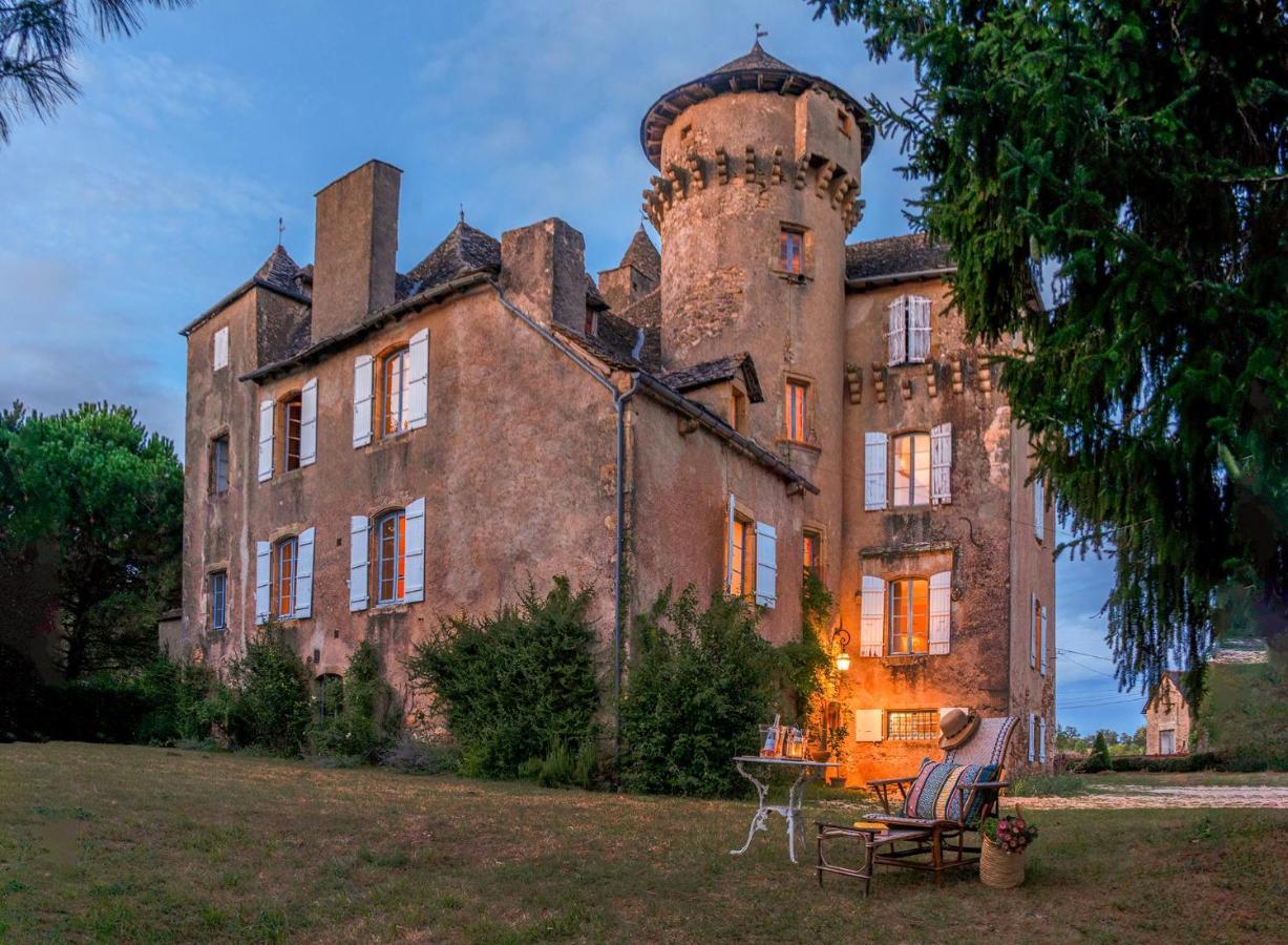 Chateau Garinie 15Th Century Medieval Castle In The South Of France Lugan  Eksteriør billede